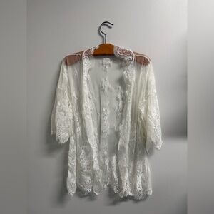 Engineered Lace Kimono Robe